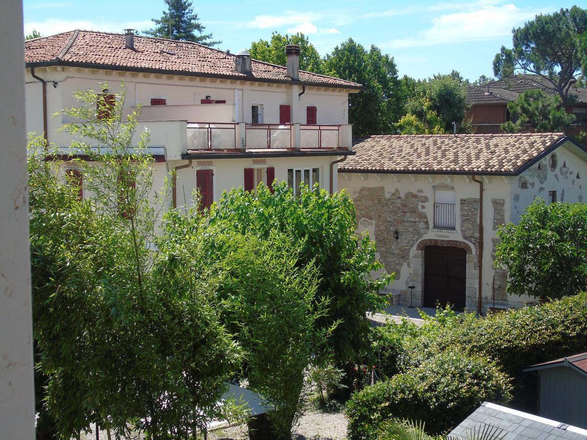 Albergo Grifone 1891 Peschiera del Garda Exterior foto